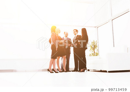 business team discussing business issues.photo blurred background business team discussing business issues.photo blurred background 99713459