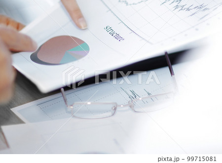 closeup. business team working with financial documents 99715081
