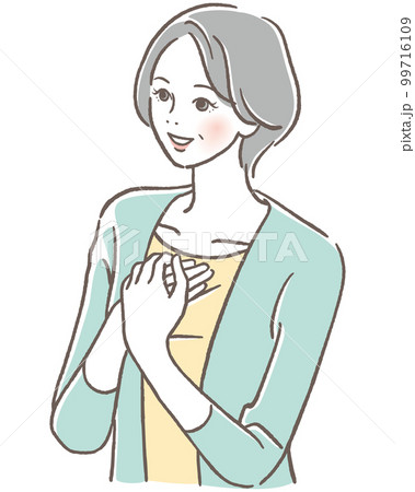胸に手を当てるシニア女性 99716109