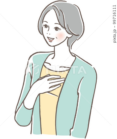 胸に手を当てるシニア女性 99716111