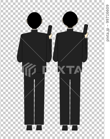 卒業証書を持った後ろ姿で2人一緒に並ぶ制服を着た男子学生 99716609