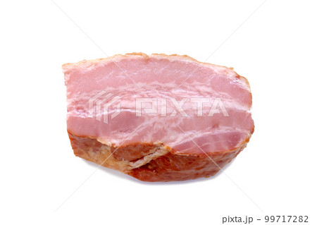 豚バラ肉の原形ベーコンブロック【白背景・切り抜き】 99717282