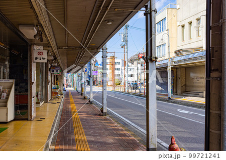 【岐阜県】瑞浪駅前の商店街 【岐阜県】瑞浪駅前の商店街 99721241