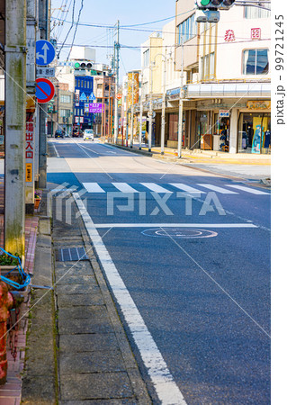 【岐阜県】瑞浪駅前の商店街 【岐阜県】瑞浪駅前の商店街 99721245