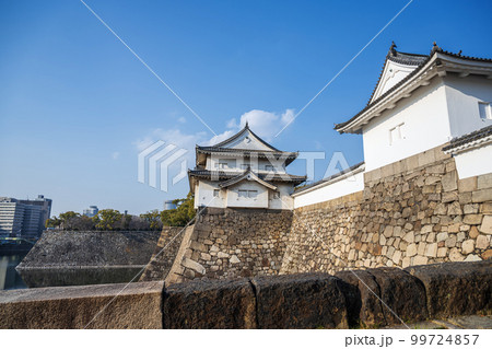 大阪城 千貫櫓と多聞櫓の風景 99724857