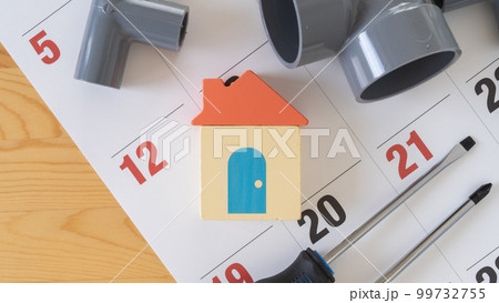 カレンダーと塩ビ管と工具｜住宅設備修理　スケジュール　イメージ 99732755