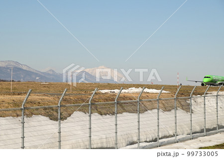 いわて花巻空港から見える風景 いわて花巻空港から見える風景 99733005