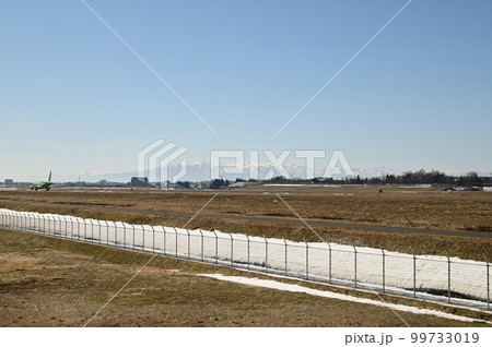 いわて花巻空港から見える風景 いわて花巻空港から見える風景 99733019
