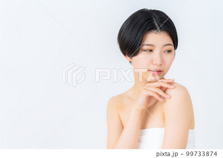 女性　ビューティー　美容　スキンケア 99733874