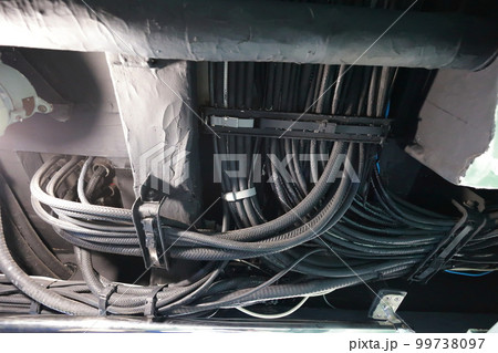護衛艦　操舵室の配線 99738097