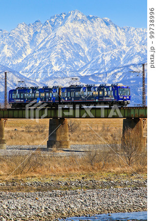 富山地方鉄道立山線カターレ富山電車 富山地方鉄道立山線カターレ富山電車 99738996