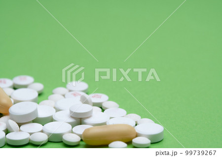 薬　OTC,OTC類似薬,オーバードーズ 99739267