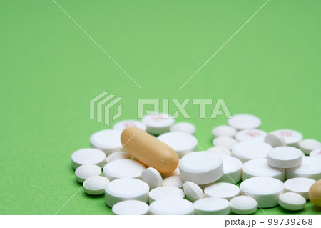 薬　OTC,OTC類似薬,オーバードーズ 99739268