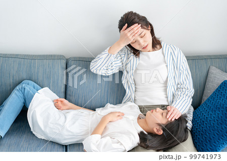 体調不良　発熱　親子 99741973