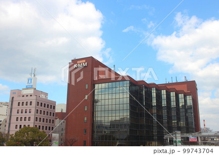 小倉駅北口のKMMビル 99743704