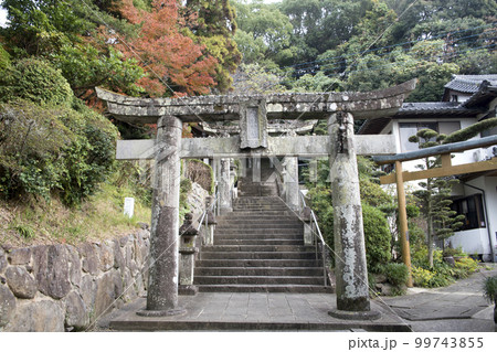 三城　山麓の富松神社 99743855