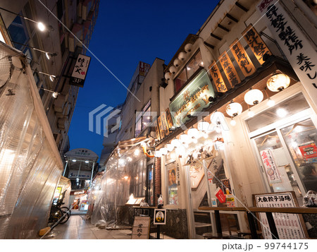 赤羽の飲み屋街 東京都 赤羽の飲み屋街 東京都 99744175