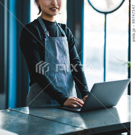 ,自営業,個人事業主,フリーランス,個人事業主,フリーランス 99747547