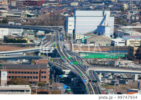《高知県》高知市の町並み・高速道路 99747934