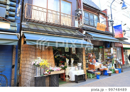 谷中ぎんざ商店街の風景 谷中ぎんざ商店街の風景 99748489