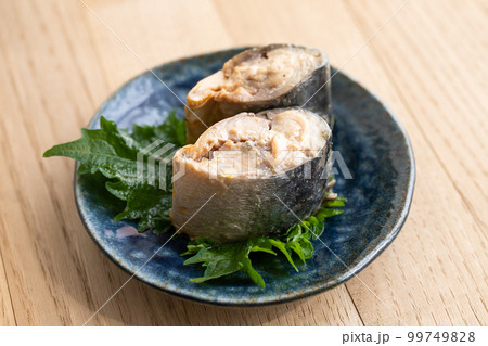 鯖の水煮 サバ缶のイメージ素材 鯖の水煮 サバ缶のイメージ素材 99749828