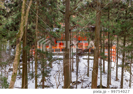 残雪の比叡山延暦寺横川　横川中堂 99754027