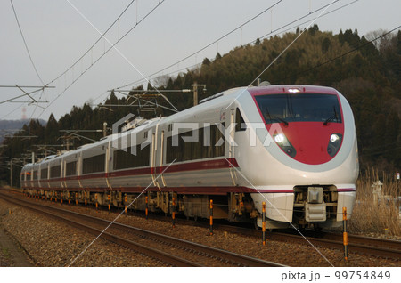 北陸本線　倶利伽羅ー津幡　北越急行　683系8000番台　N03＋N13編成　はくたか 99754849