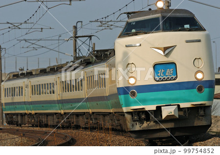 北陸本線 高岡ー西高岡 JR東日本 485系 T13編成（新潟） 北越の