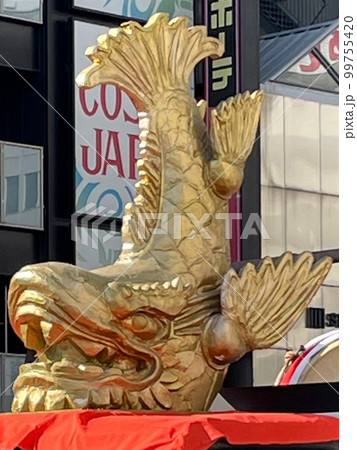 名古屋まつり　三英傑行列　金のシャチホコ 99755420