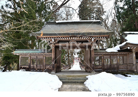 福島県会津若松市のパワースポット 雪残る伊佐須美神社 福島県会津若松市のパワースポット 雪残る伊佐須美神社 99756890