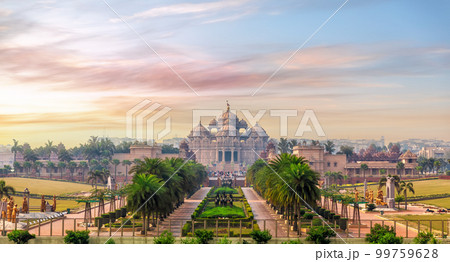 Aerial view of the Swaminarayan Akshardham complex at sunset, Delhi, India 99759628