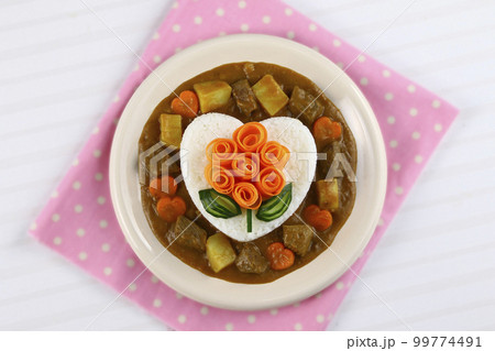母の日ハート型カレー 母の日ハート型カレー 99774491