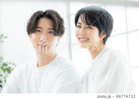 カップル　ビューティ　 99774722