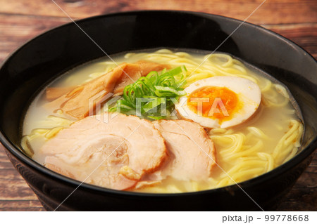 鶏白湯ラーメン 99778668