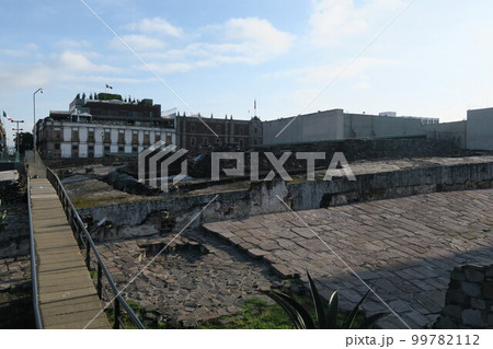 アステカ遺跡、テノチティトランの中央神殿テンプロ・マヨール 99782112