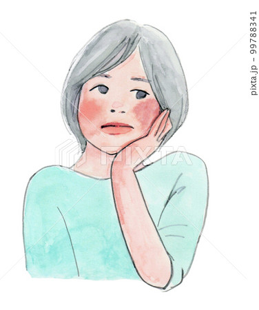 頬杖をつく女性 99788341