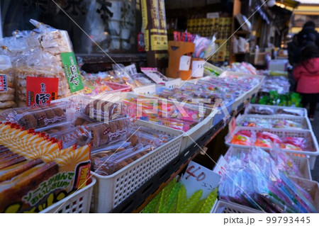 川越、駄菓子、日本、お菓子、スィーツ、和風、japan、伝統、古い、古風、小江戸、かわごえ、縁日、買 99793445