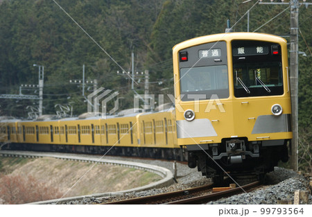 秩父鉄道 東吾野ー西吾野 西武鉄道 3000系の写真素材 [99793564] - PIXTA