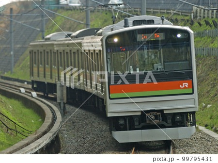 八高線 金子ー東飯能 JR東日本 205系3000番台 81編成(川越) 八高線 金子ー東飯能 JR東日本 205系3000番台 81編成(川越) 99795431