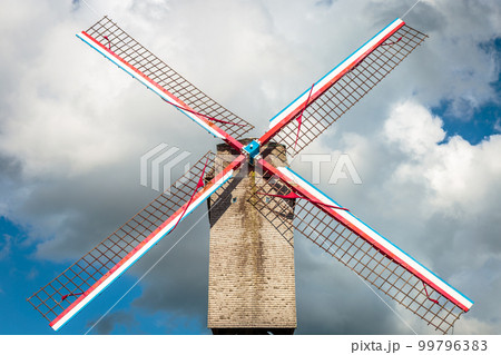 Rustic wooden windmill in idyllic Bruges public park, Belgium Rustic wooden windmill in idyllic Bruges public park, Belgium 99796383