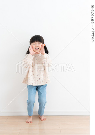 子供の全身 子供の全身 99797946