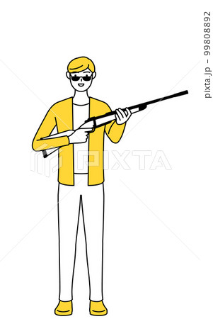 サングラスをかけてライフル銃を持つカジュアルな格好をした若い男性 99808892