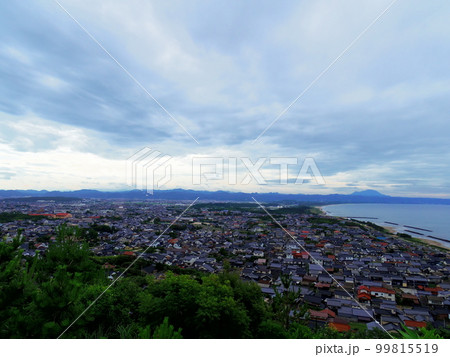 奉納山公園より望む出雲の街並み(島根県出雲市) 99815519