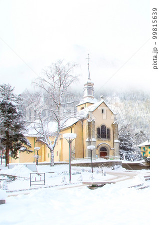 Church in Chamonix, France, French Alps, winter 99815639