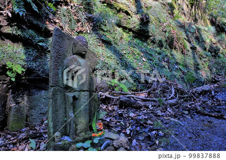 朝夷奈切通 朝夷奈切通 99837888