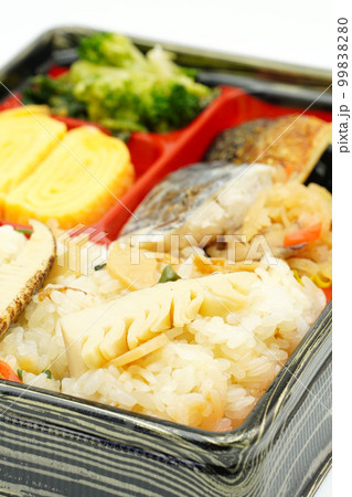 たけのこご飯の弁当 99838280