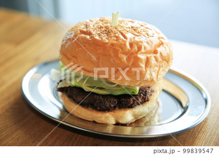 横須賀ネイビーバーガー 99839547