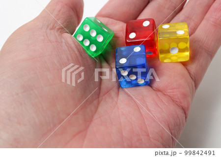 サイコロ,四角,四角形,ゲーム,手、手元、娯楽,数字,ダイス,キューブ,賭博,ギャンブル、ボディ サイコロ,四角,四角形,ゲーム,手、手元、娯楽,数字,ダイス,キューブ,賭博,ギャンブル、ボディ 99842491
