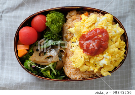 手作りのお弁当 手作りのお弁当 99845256