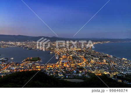 函館夜景 (9月　北海道　晴れ) 99846074